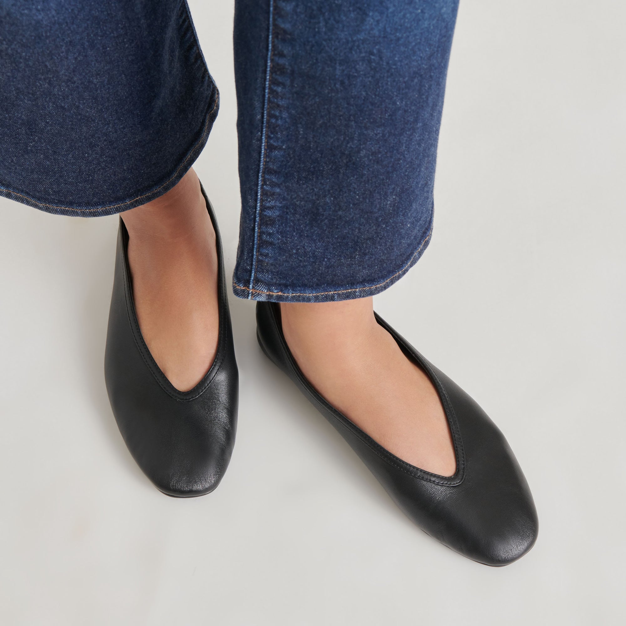 BRAIDY BALLET FLATS BLACK LEATHER - Image 2
