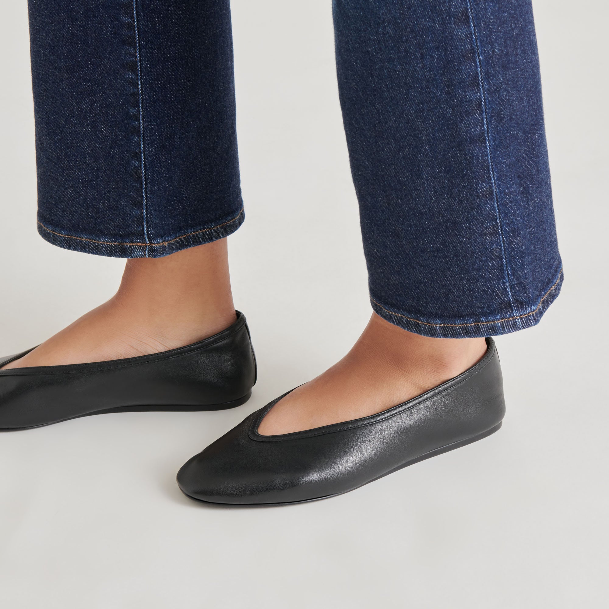 BRAIDY BALLET FLATS BLACK LEATHER - Image 10