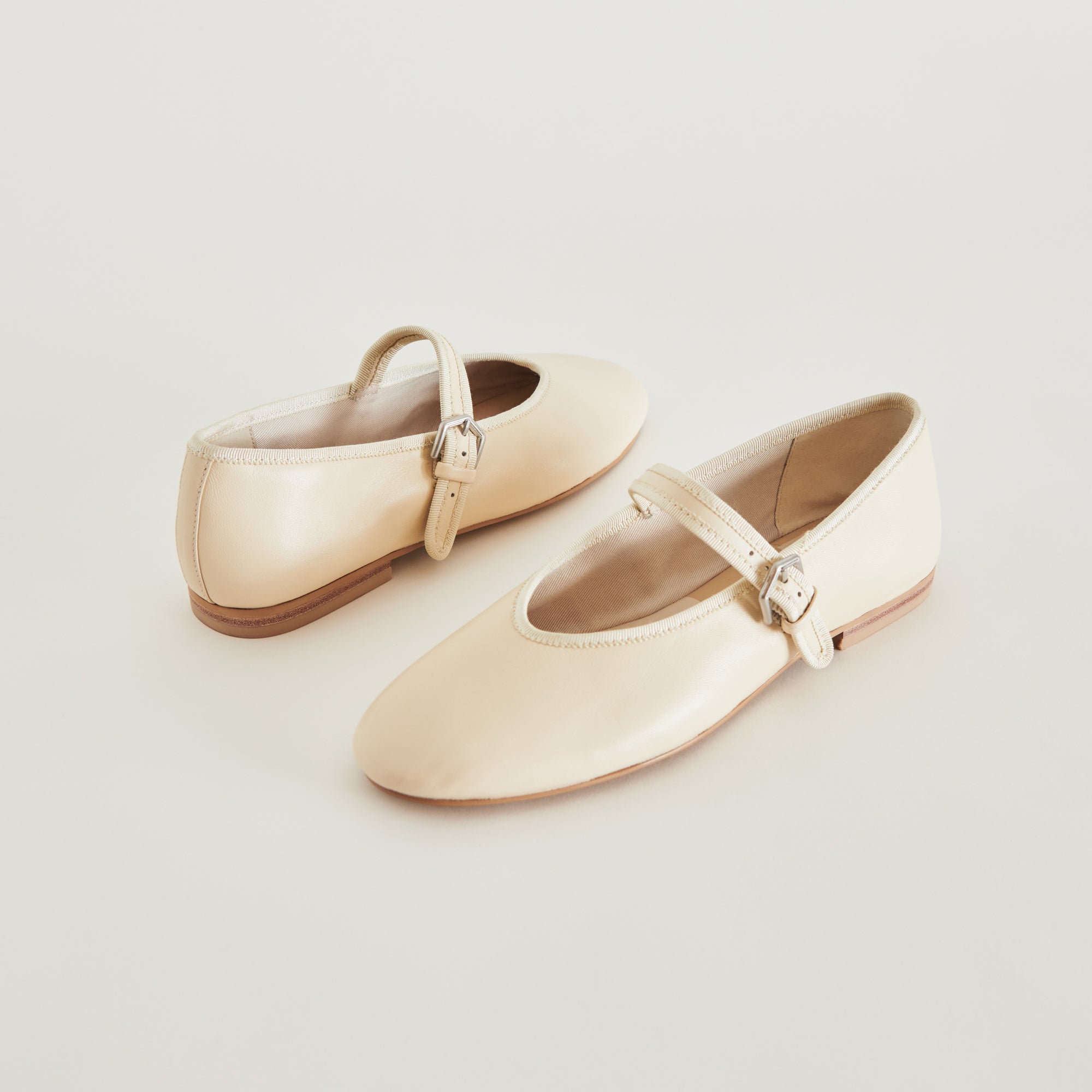 ROSLYN BALLET FLATS CREME LEATHER - Image 2