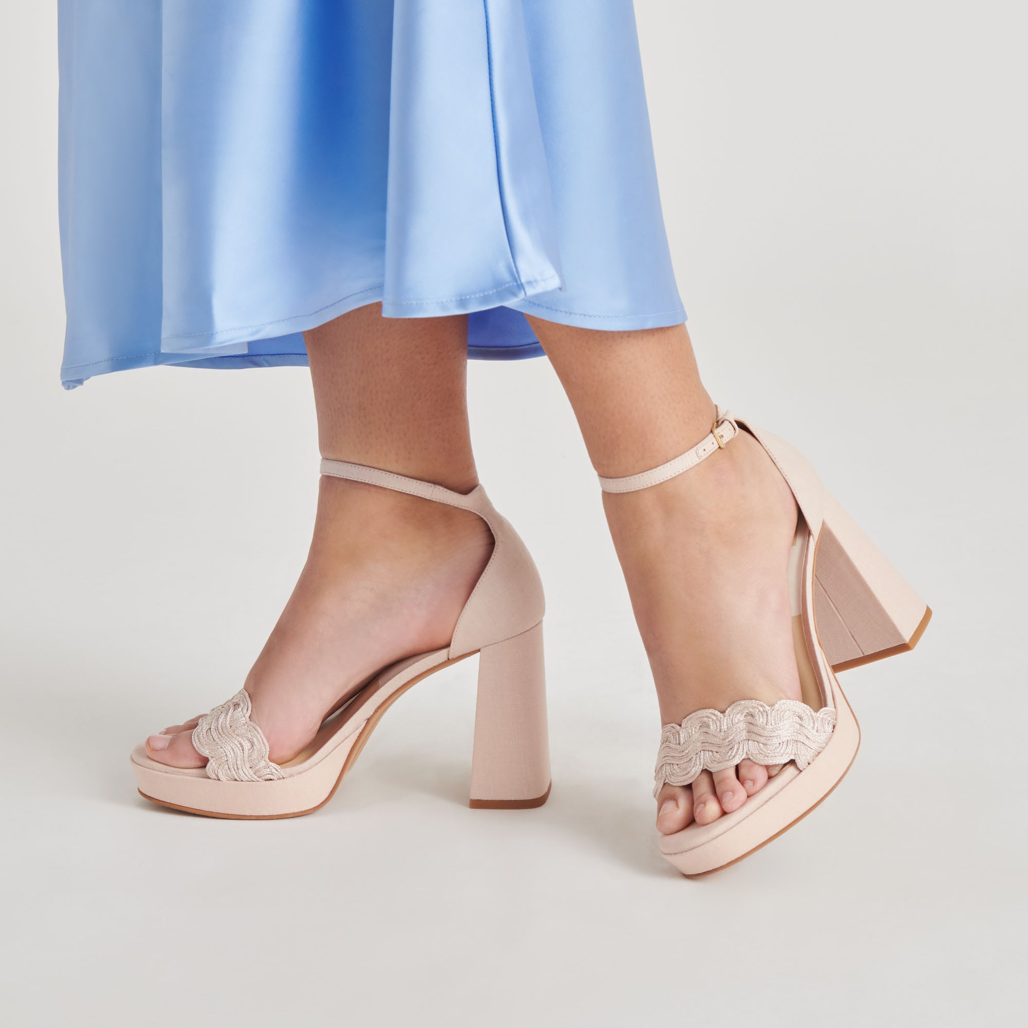 PELTIN HEELS LIGHT PINK WOVEN RAFFIA - Image 2
