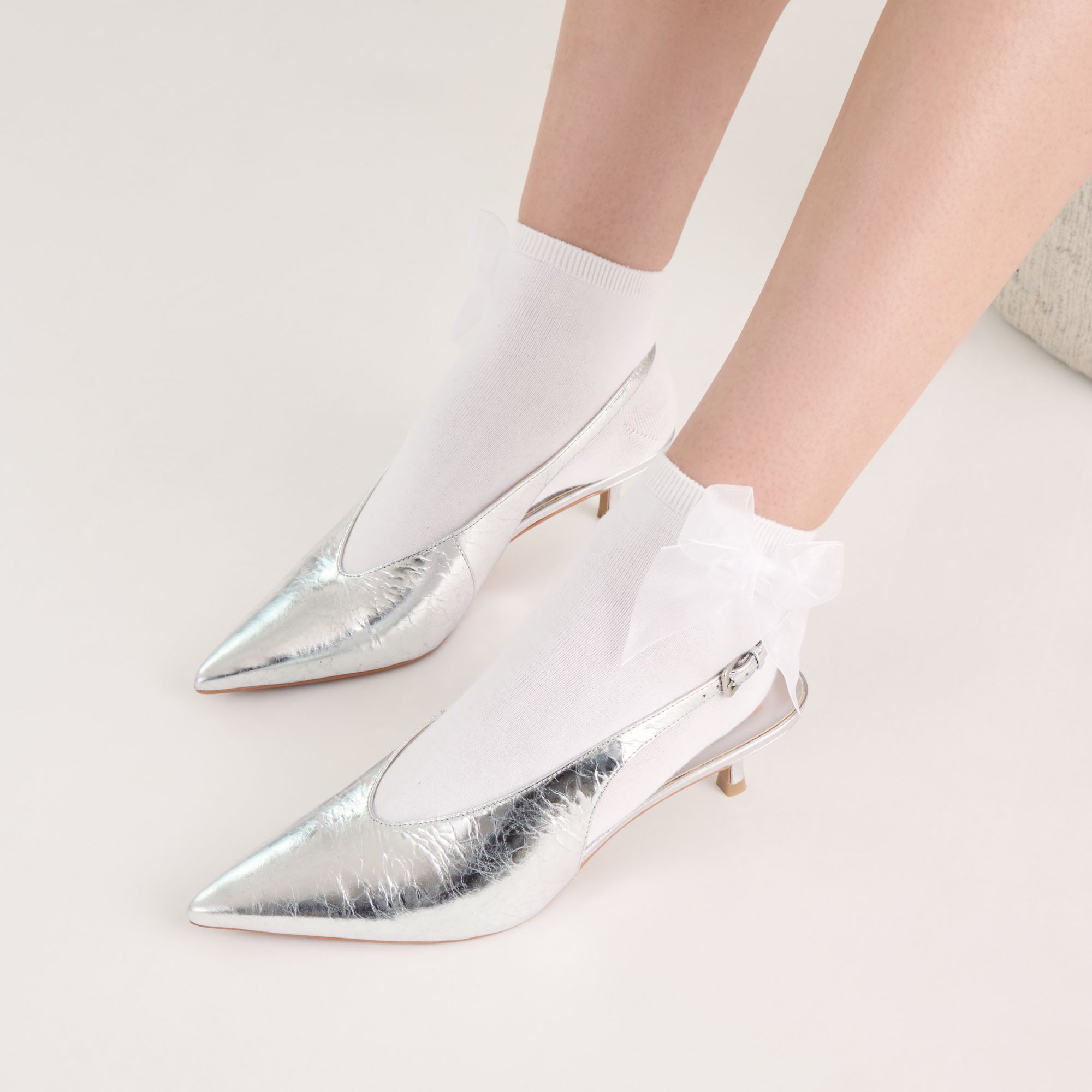 BOW ANKLET SOCKS WHITE - Image 2