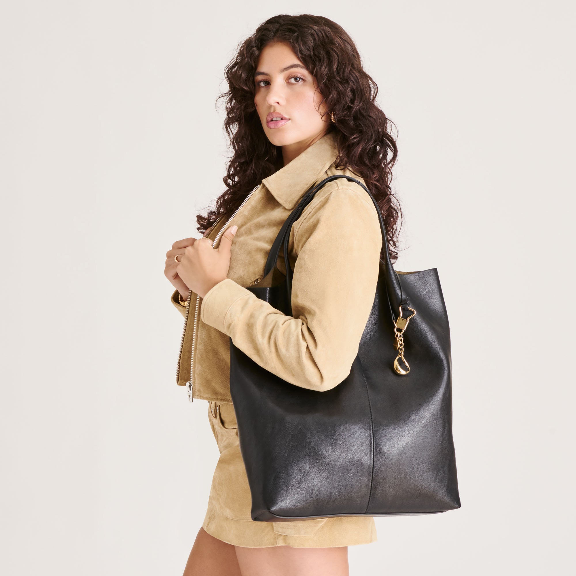AUGUSTE TOTE BLACK STELLA - Image 6
