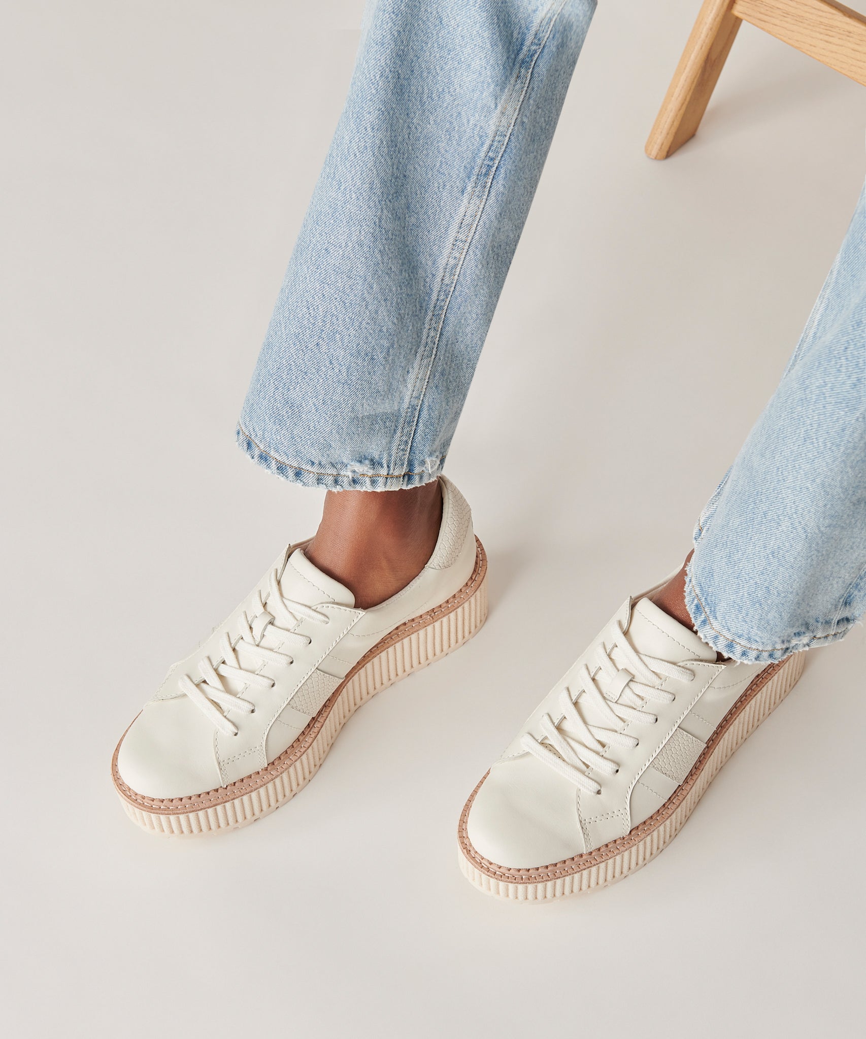 TIGER SNEAKERS WHITE LEATHER - Image 12