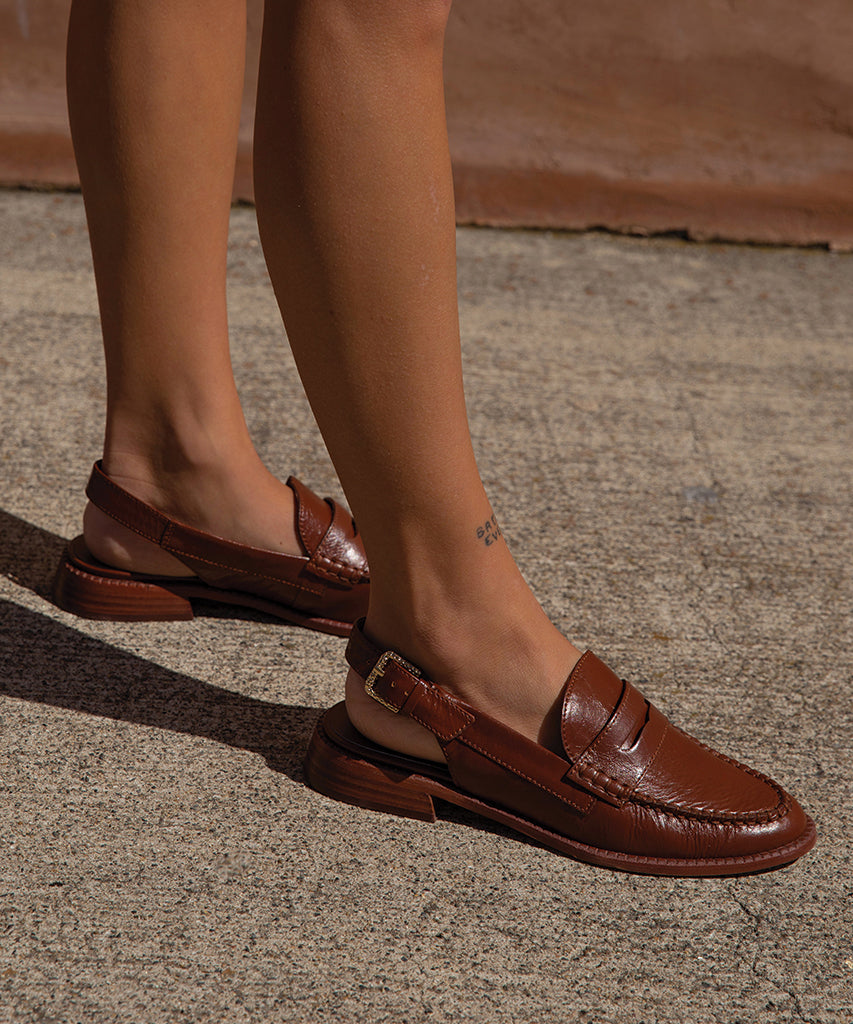 HARDI LOAFERS BROWN CRINKLE PATENT - re:vita - Image 4